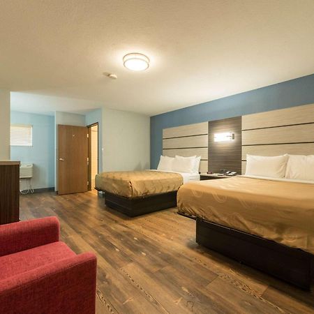 Quality Inn & Suites Manitou Springs At Pikes Peak Exterior photo