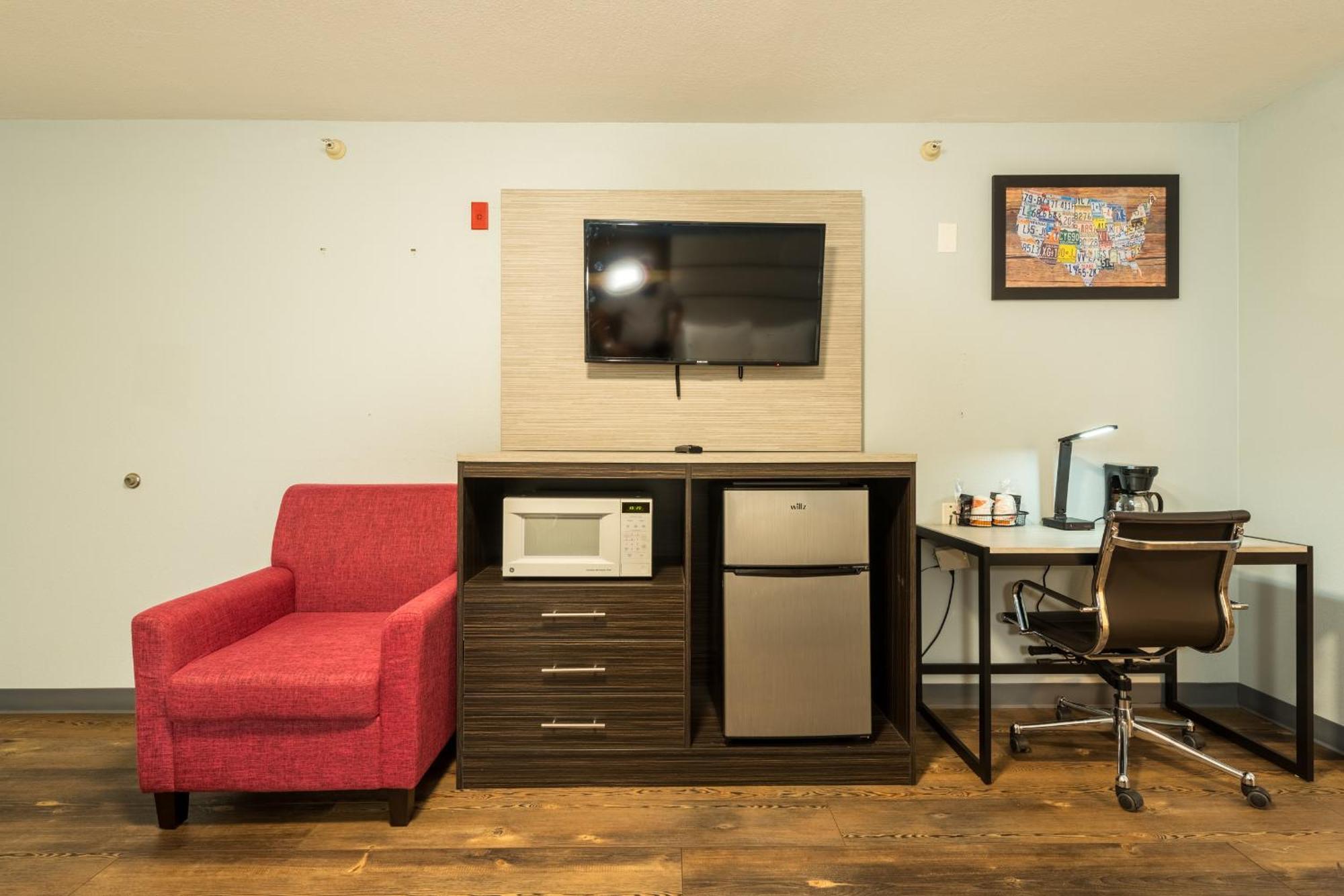 Quality Inn & Suites Manitou Springs At Pikes Peak Exterior photo