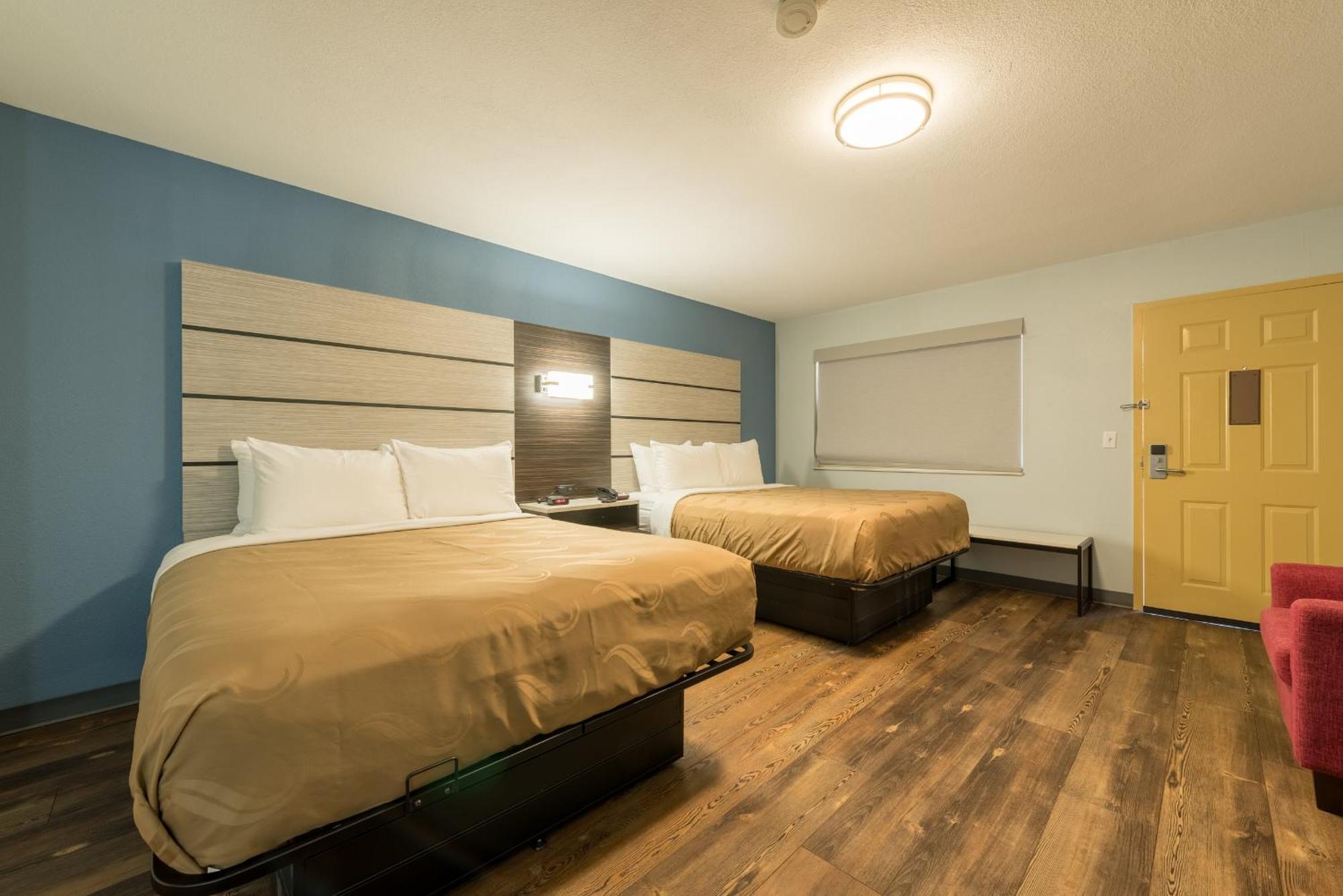 Quality Inn & Suites Manitou Springs At Pikes Peak Exterior photo